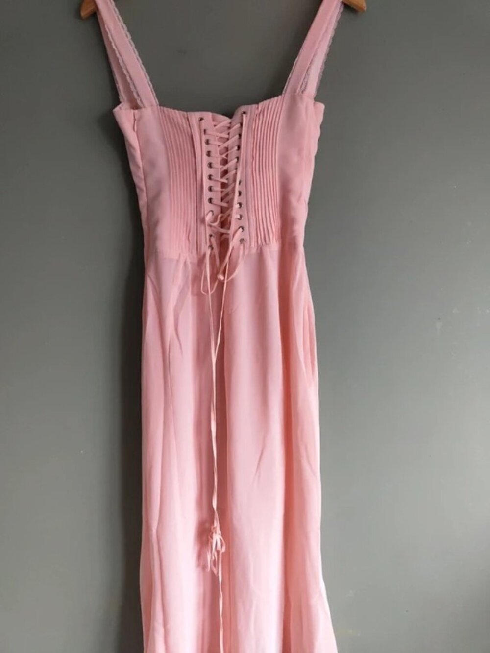 House of CB Syrah Soft Peach Lace-Back Midi Dress S - Picture 2 of 5
